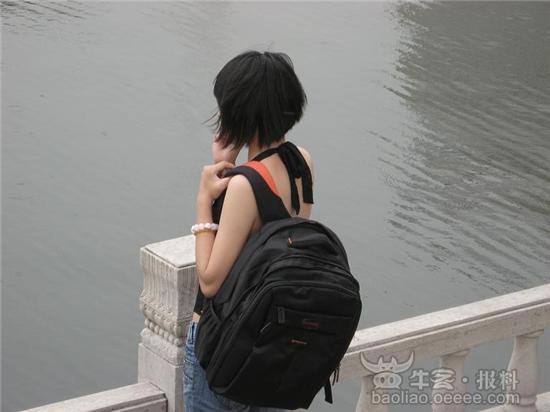 我有罪!第一次做了<em>狗仔队</em>偷拍<em>美女</em>