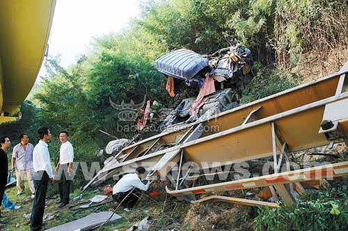 龙辉花园:南坪快速路二期的疑问 奥一网-报料