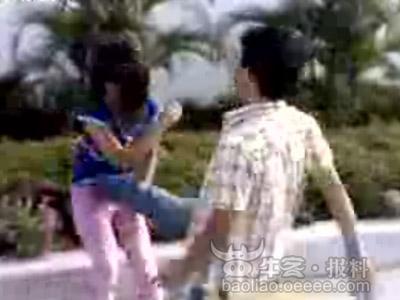[视频]潮州散打男狠扁<em>小太妹</em>