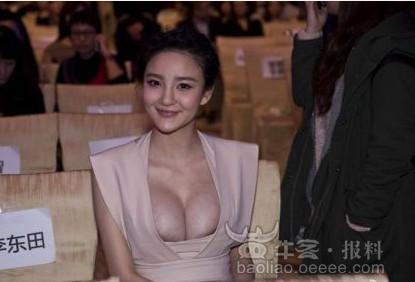 姐姐,也挤得太狠了点吧,血管都快爆了!