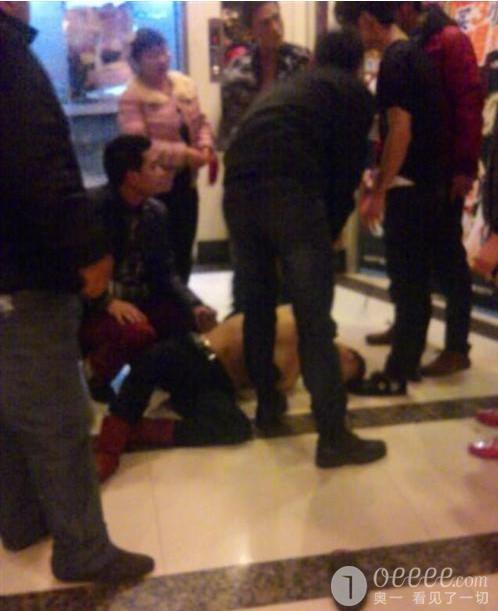 龙华钱柜<em>KTV</em>前晚发生砍人<em>事件</em>!吓尿!有图有真