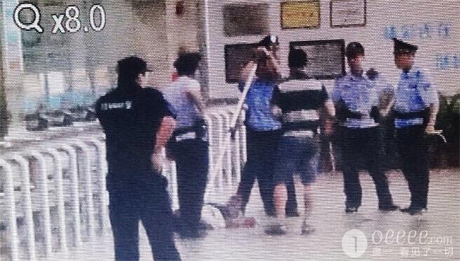 广州省站今中午发生劫持事件 一男子被击毙