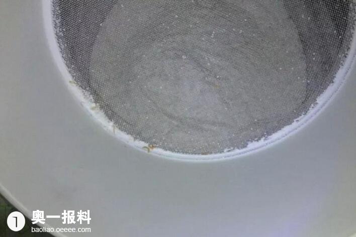超市里有虫,职员米饭回复越长虫越放心_报料面粉翻一遍图片