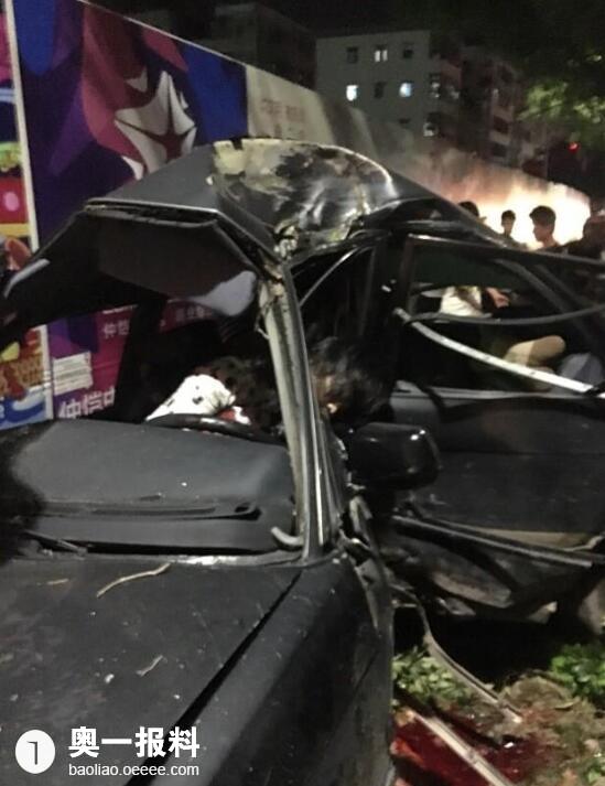 惠州市仲恺高新区突发车祸两人死亡多人受伤