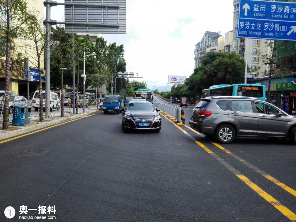 仙湖立交桥路段长期塞车应该取消鹏兴路消防队掉头口