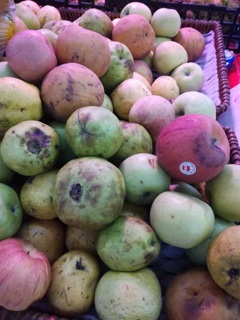 腐烂水果特价处理难道没有毒吗