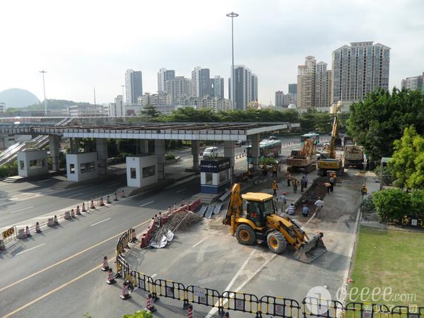 图梅林关岗亭开拆