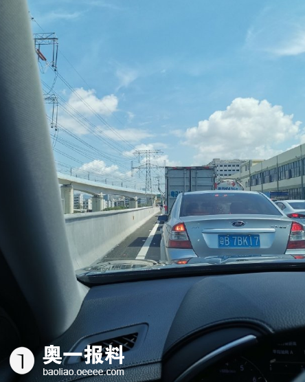 沙井北出口道路设计有问题请整改